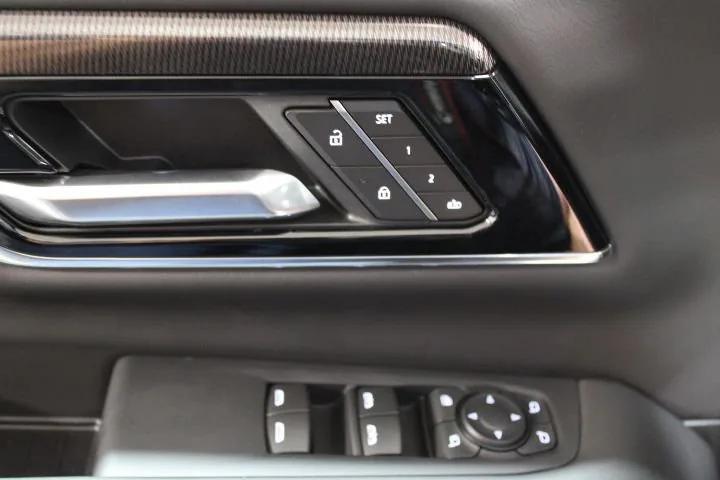new 2025 GMC Yukon car, priced at $70,110