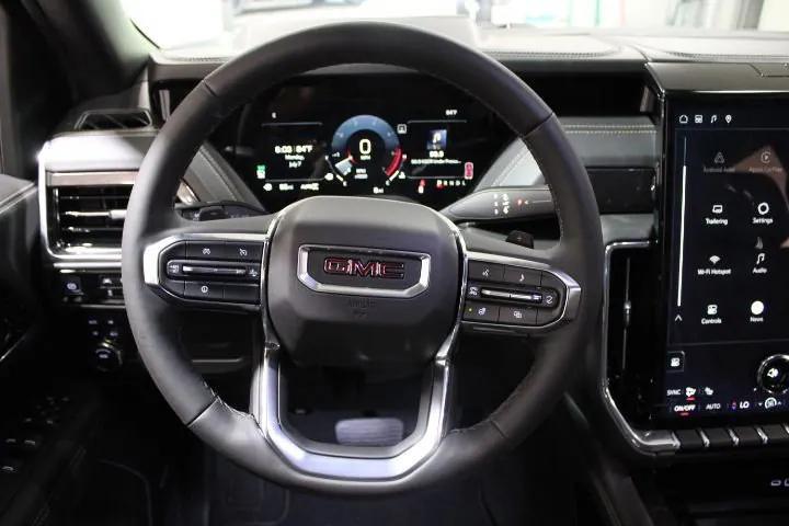 new 2025 GMC Yukon car, priced at $70,110