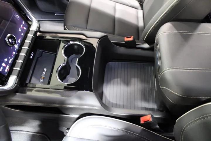 new 2025 GMC Yukon car, priced at $70,110