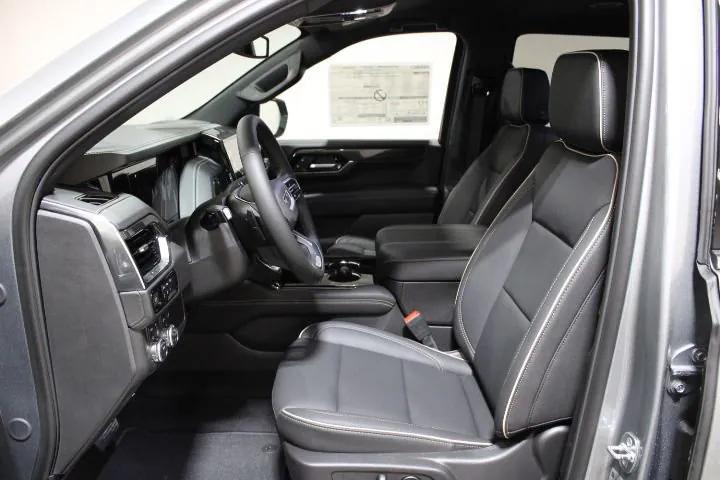 new 2025 GMC Yukon car, priced at $70,110