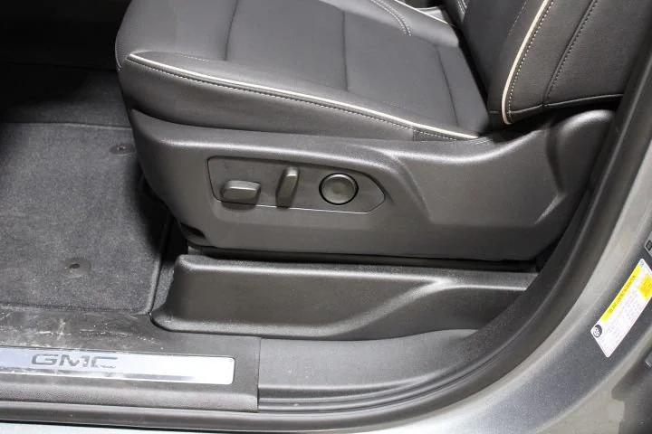 new 2025 GMC Yukon car, priced at $70,110