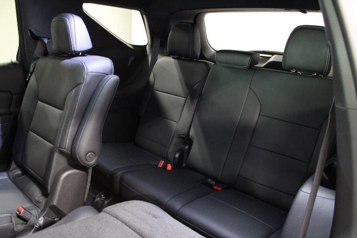 new 2025 Chevrolet Traverse car, priced at $46,130