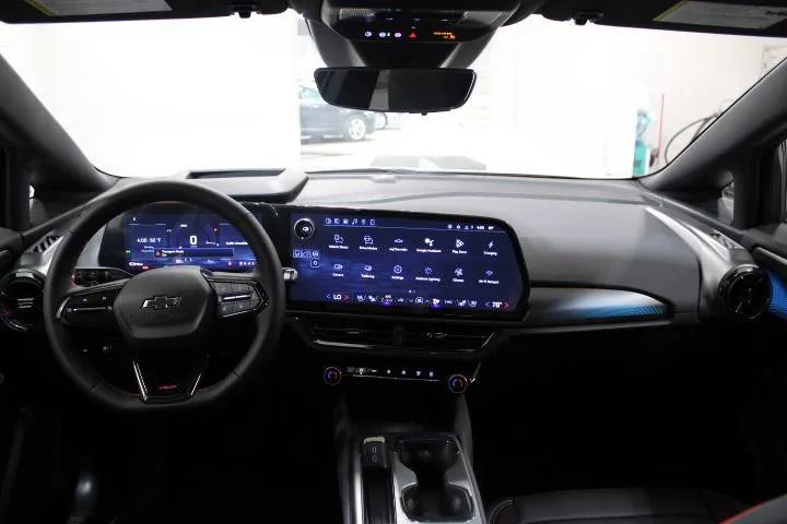 new 2026 Chevrolet Equinox EV car, priced at $44,590