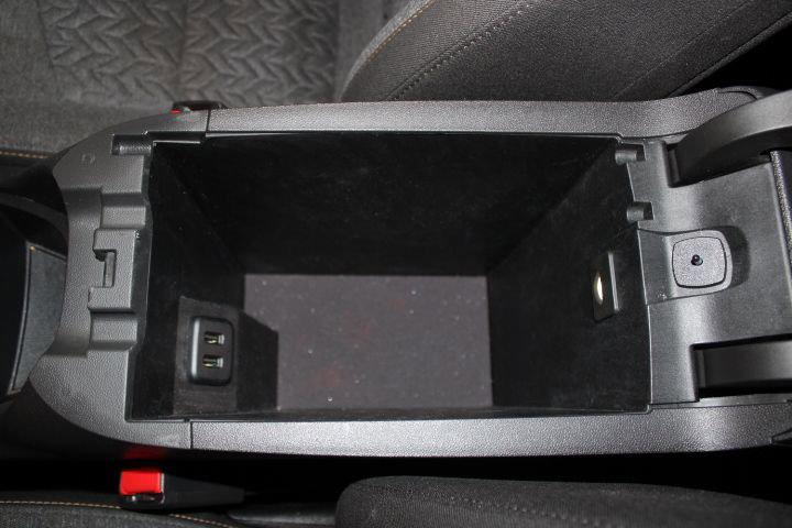 used 2023 Chevrolet Equinox car, priced at $23,995