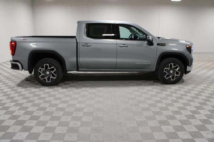 new 2025 GMC Sierra 1500 car, priced at $50,300