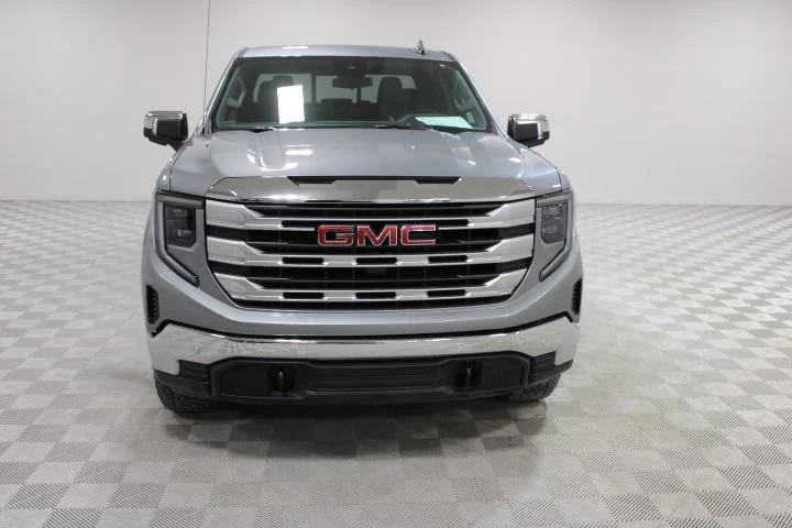 new 2025 GMC Sierra 1500 car, priced at $50,300