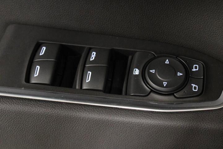 new 2025 GMC Sierra 1500 car, priced at $50,300
