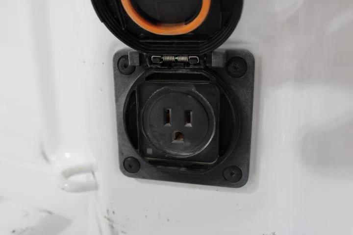 used 2024 GMC Sierra 2500 car, priced at $46,295