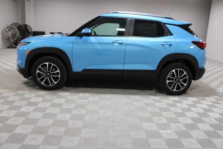 new 2025 Chevrolet TrailBlazer car, priced at $26,475