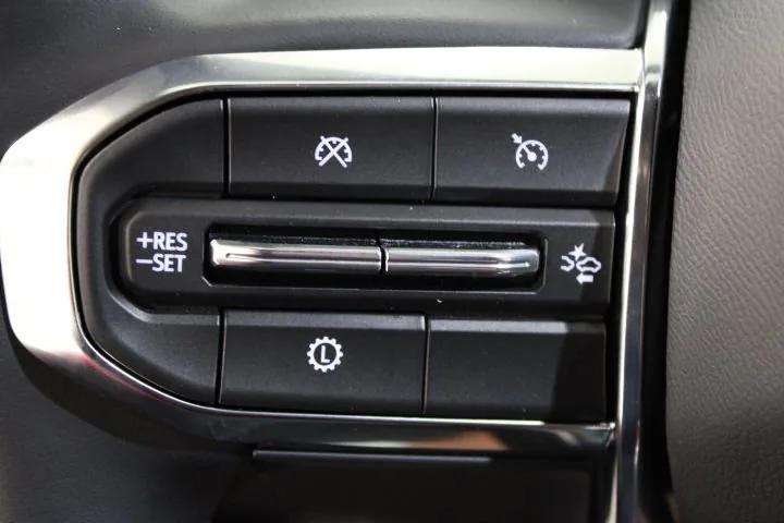 new 2025 GMC Acadia car, priced at $49,925