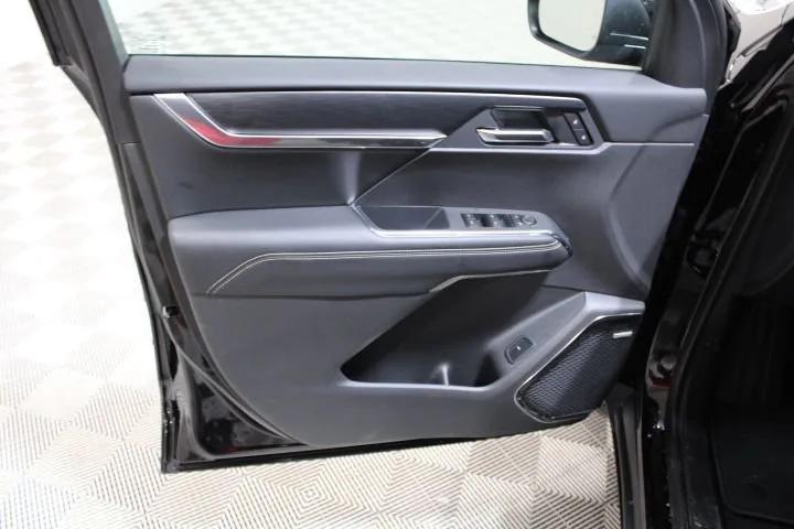 new 2025 GMC Acadia car, priced at $49,925