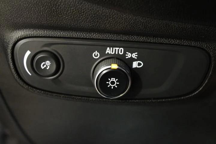 used 2022 Chevrolet Equinox car, priced at $23,285