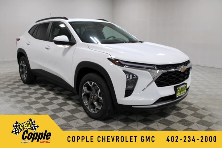 new 2025 Chevrolet Trax car, priced at $26,530