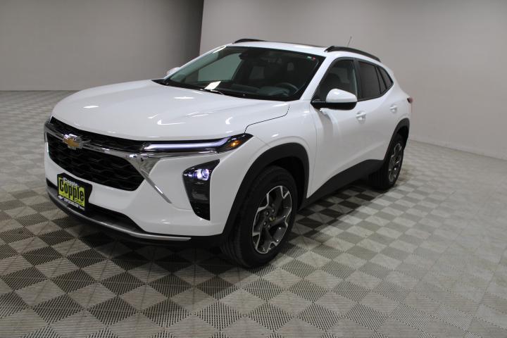 new 2025 Chevrolet Trax car, priced at $26,530