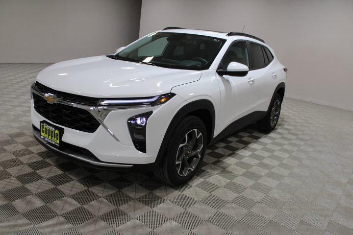 new 2025 Chevrolet Trax car, priced at $22,530