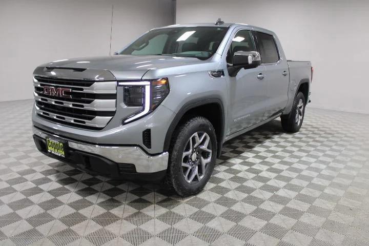 new 2025 GMC Sierra 1500 car, priced at $52,600