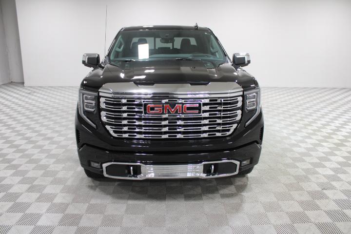 new 2025 GMC Sierra 1500 car, priced at $66,005