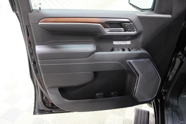 new 2025 GMC Sierra 1500 car, priced at $66,005