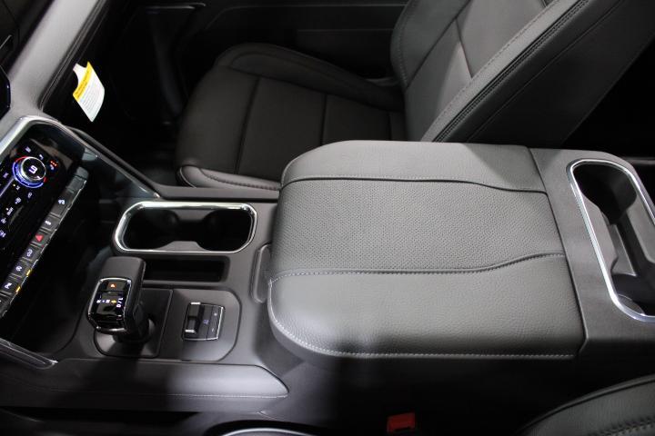 new 2025 GMC Sierra 1500 car, priced at $66,005