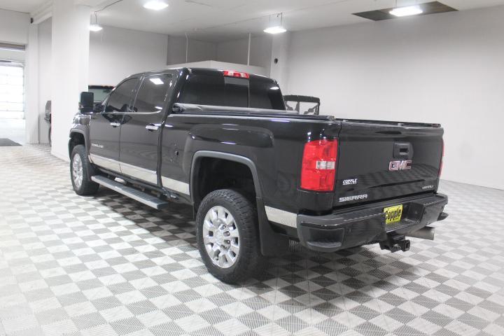 used 2019 GMC Sierra 2500 car, priced at $46,395