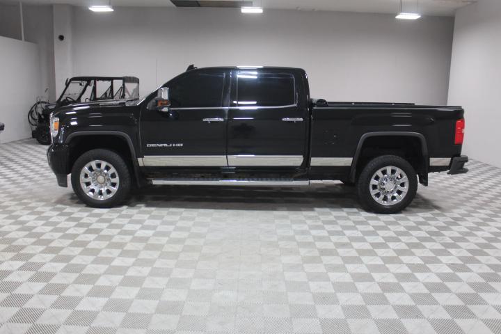 used 2019 GMC Sierra 2500 car, priced at $46,395