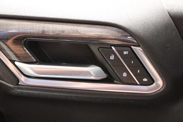 used 2022 Chevrolet Silverado 1500 car, priced at $43,000