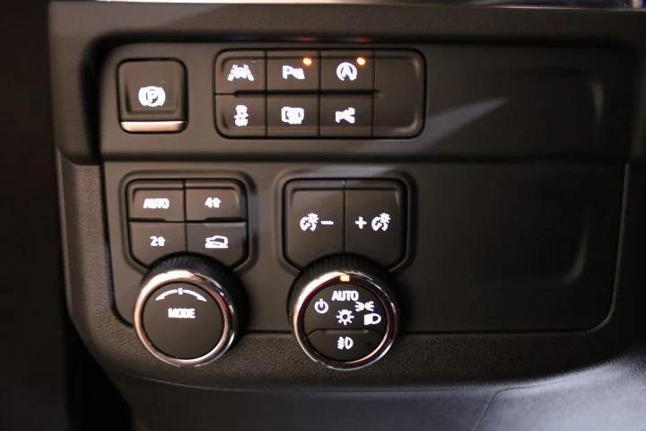 new 2025 Chevrolet Tahoe car, priced at $70,105