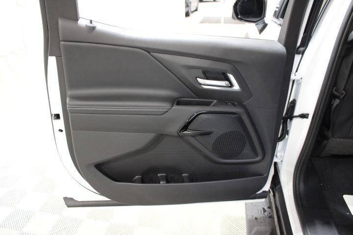 new 2025 Chevrolet Silverado EV car, priced at $72,195