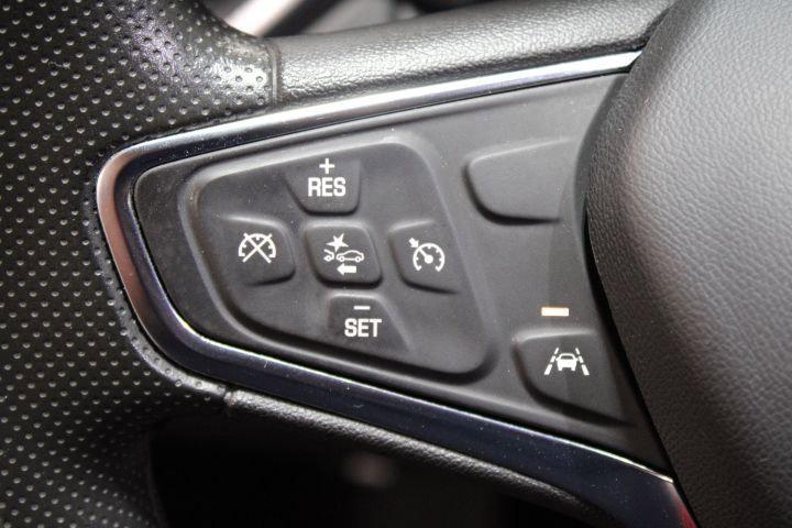 used 2023 Chevrolet Equinox car, priced at $26,000