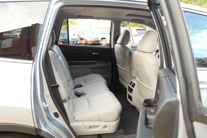 used 2020 Honda Pilot car, priced at $25,995