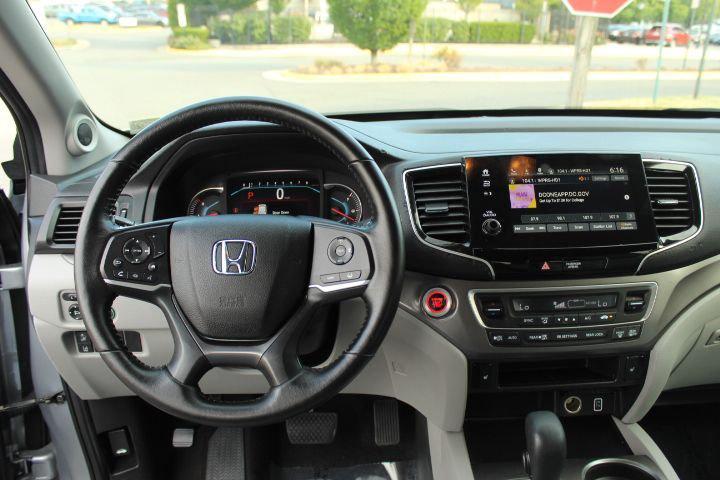 used 2020 Honda Pilot car, priced at $25,995