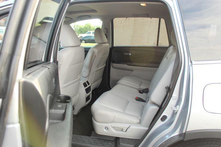 used 2020 Honda Pilot car, priced at $25,995