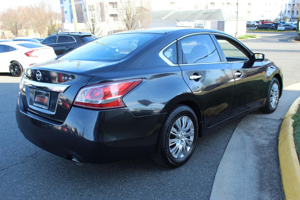 used 2013 Nissan Altima car, priced at $9,995