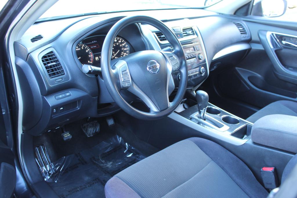 used 2013 Nissan Altima car, priced at $9,995