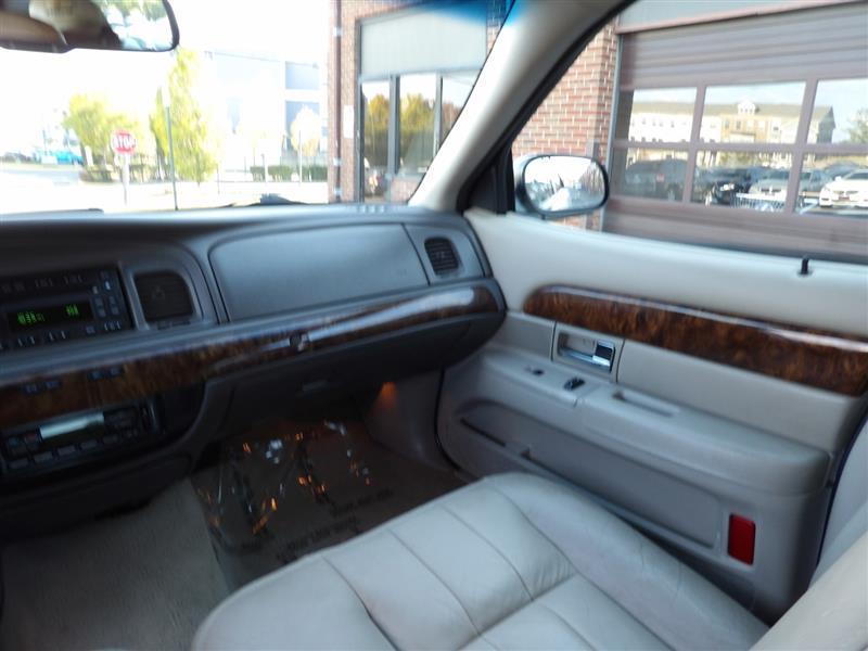 used 2010 Mercury Grand Marquis car, priced at $10,995