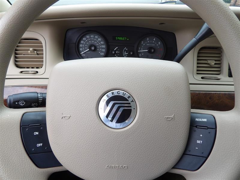 used 2006 Mercury Grand Marquis car, priced at $9,995