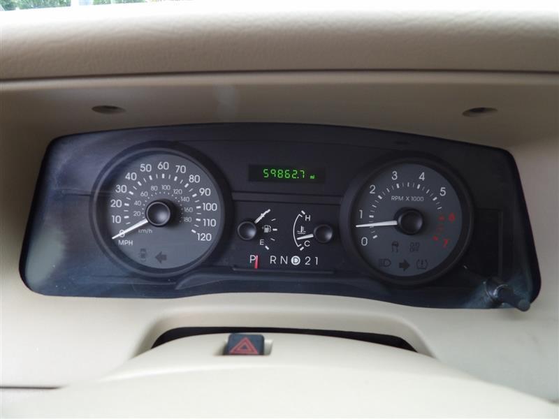 used 2006 Mercury Grand Marquis car, priced at $9,995