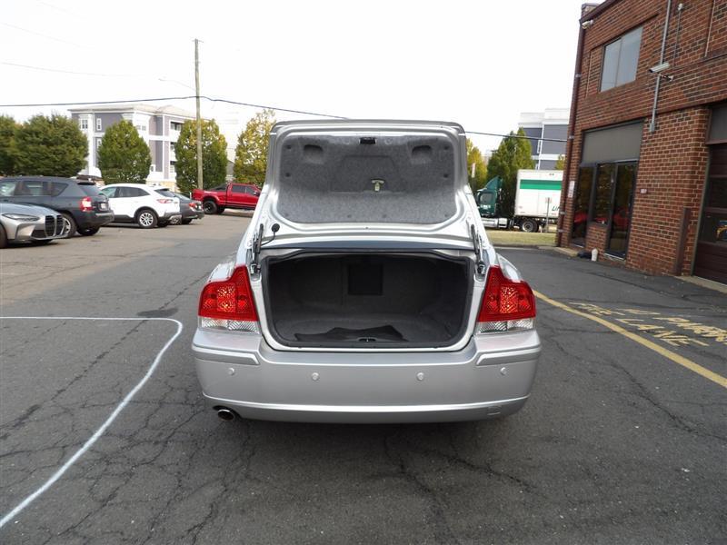 used 2006 Volvo S60 car, priced at $5,995