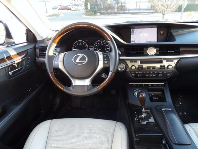 used 2013 Lexus ES 350 car, priced at $15,995