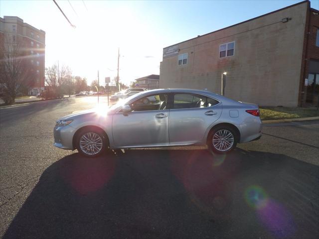 used 2013 Lexus ES 350 car, priced at $15,995