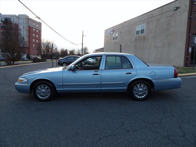 used 2008 Mercury Grand Marquis car, priced at $8,995