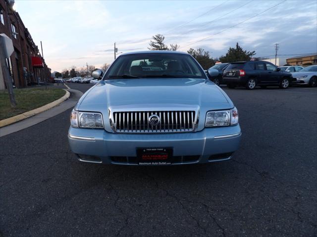 used 2008 Mercury Grand Marquis car, priced at $8,995