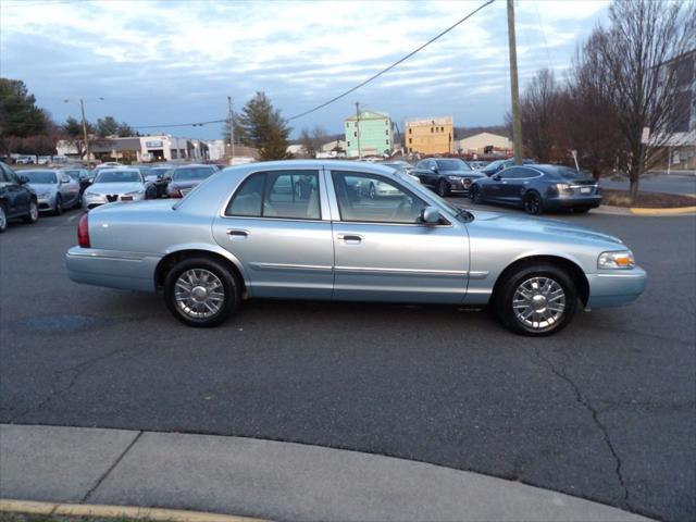 used 2008 Mercury Grand Marquis car, priced at $8,995