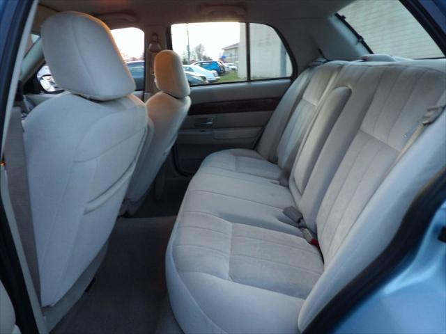 used 2008 Mercury Grand Marquis car, priced at $8,995