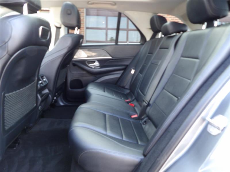 used 2020 Mercedes-Benz GLE 450 car, priced at $35,995