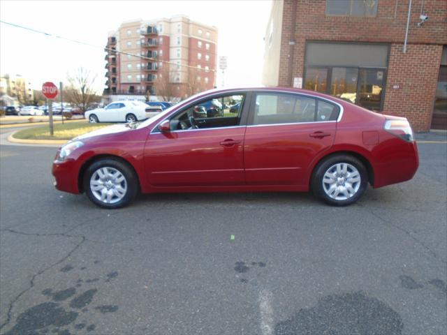 used 2009 Nissan Altima car, priced at $6,995