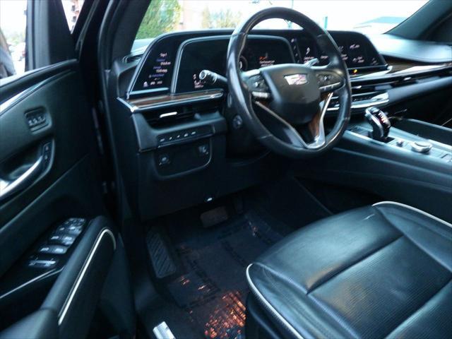 used 2021 Cadillac Escalade ESV car, priced at $65,995