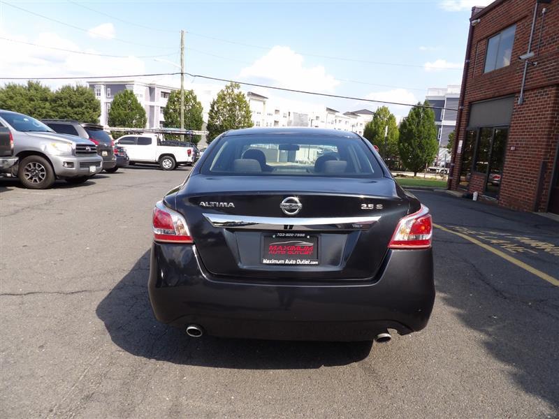 used 2013 Nissan Altima car, priced at $8,995