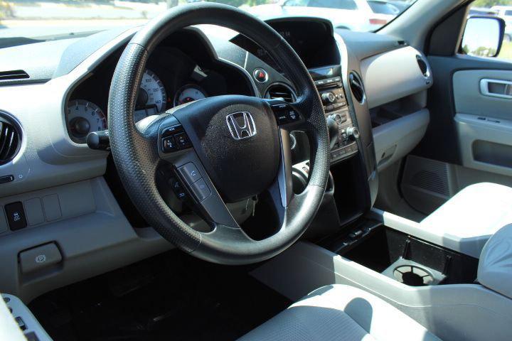 used 2013 Honda Pilot car, priced at $8,995