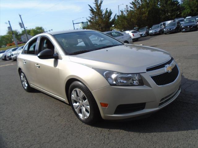 used 2014 Chevrolet Cruze car, priced at $6,995